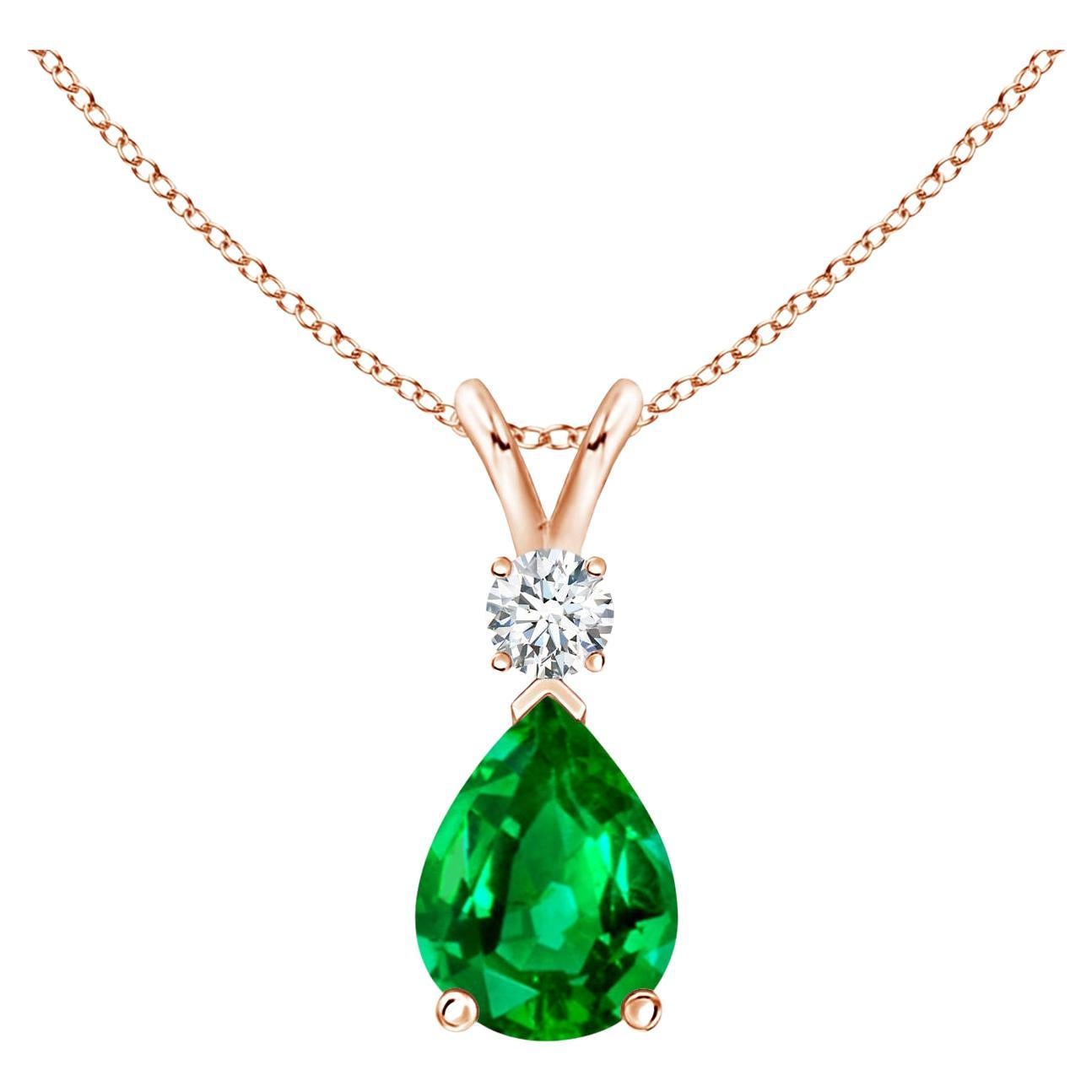 Natural Emerald Teardrop Pendant with Diamond in Rose Gold (Size-8x6mm)