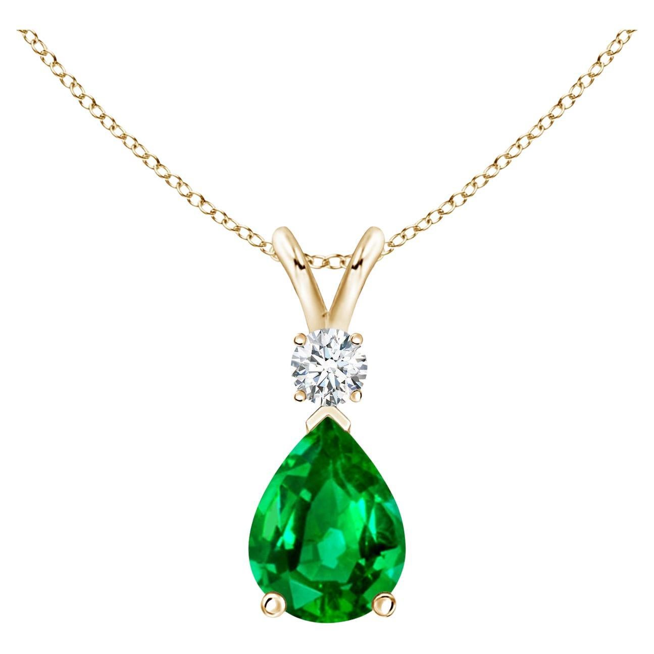 ANGARA Natural 0.95ct Emerald Teardrop Pendant with Diamond in Yellow Gold For Sale