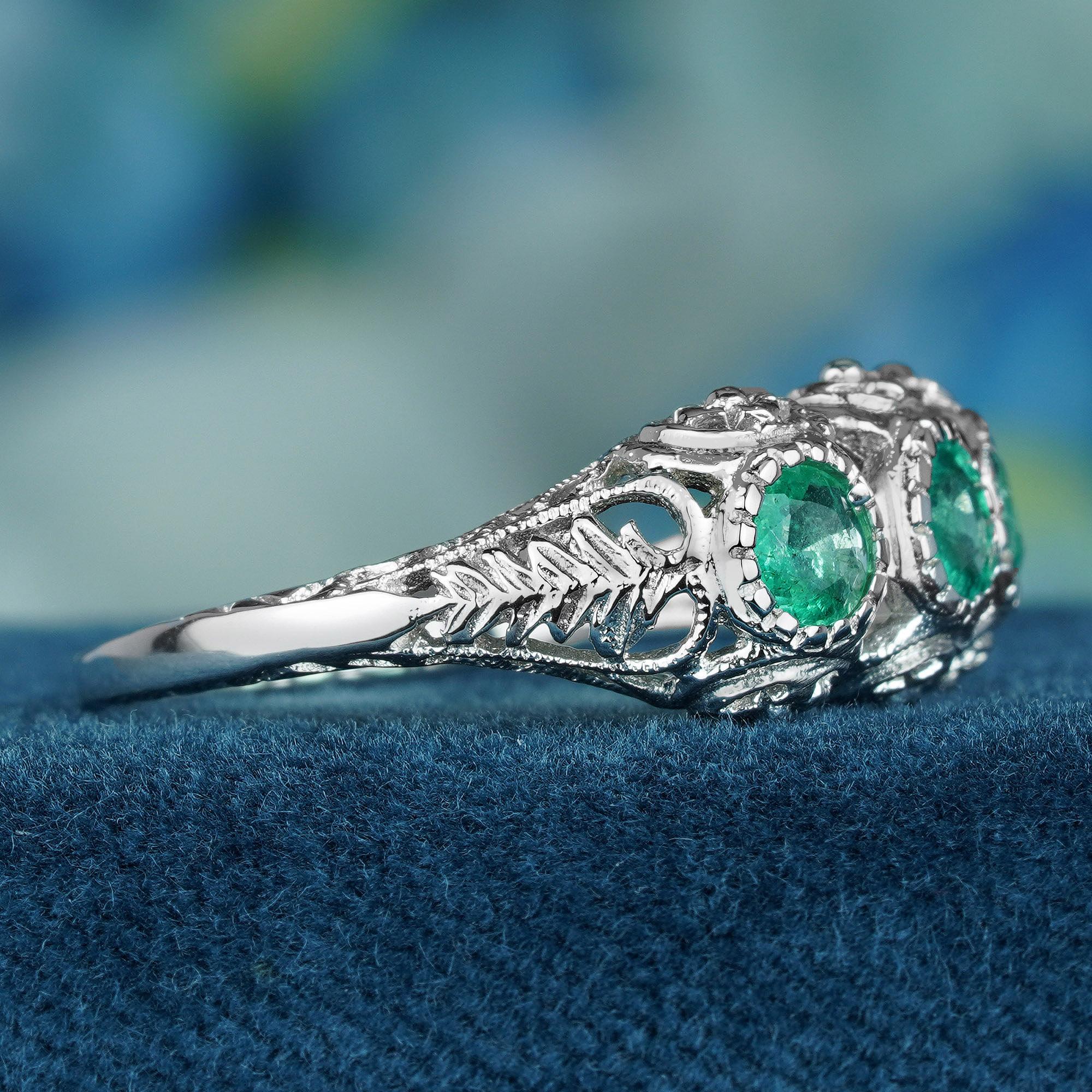 Round Cut Natural Emerald Vintage Style Filigree Three Stone Ring in Solid 9K White Gold For Sale