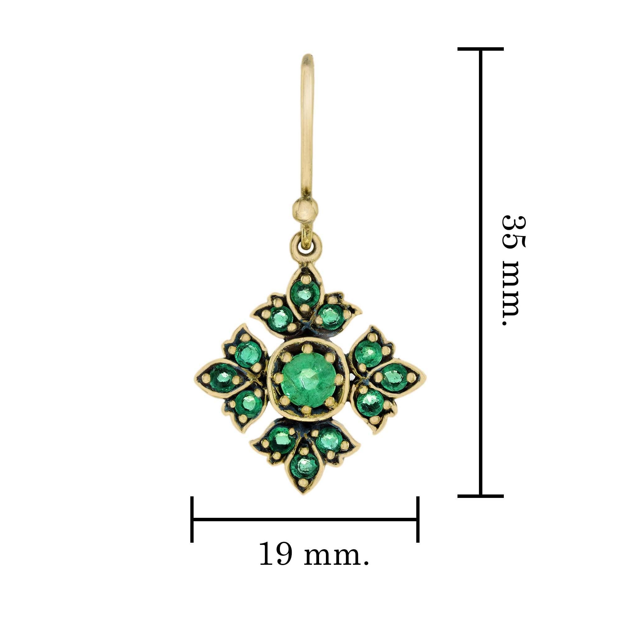 Natural Emerald Vintage Style Floral Drop Earrings in Solid 9K Yellow Gold In New Condition For Sale In Bangkok, TH
