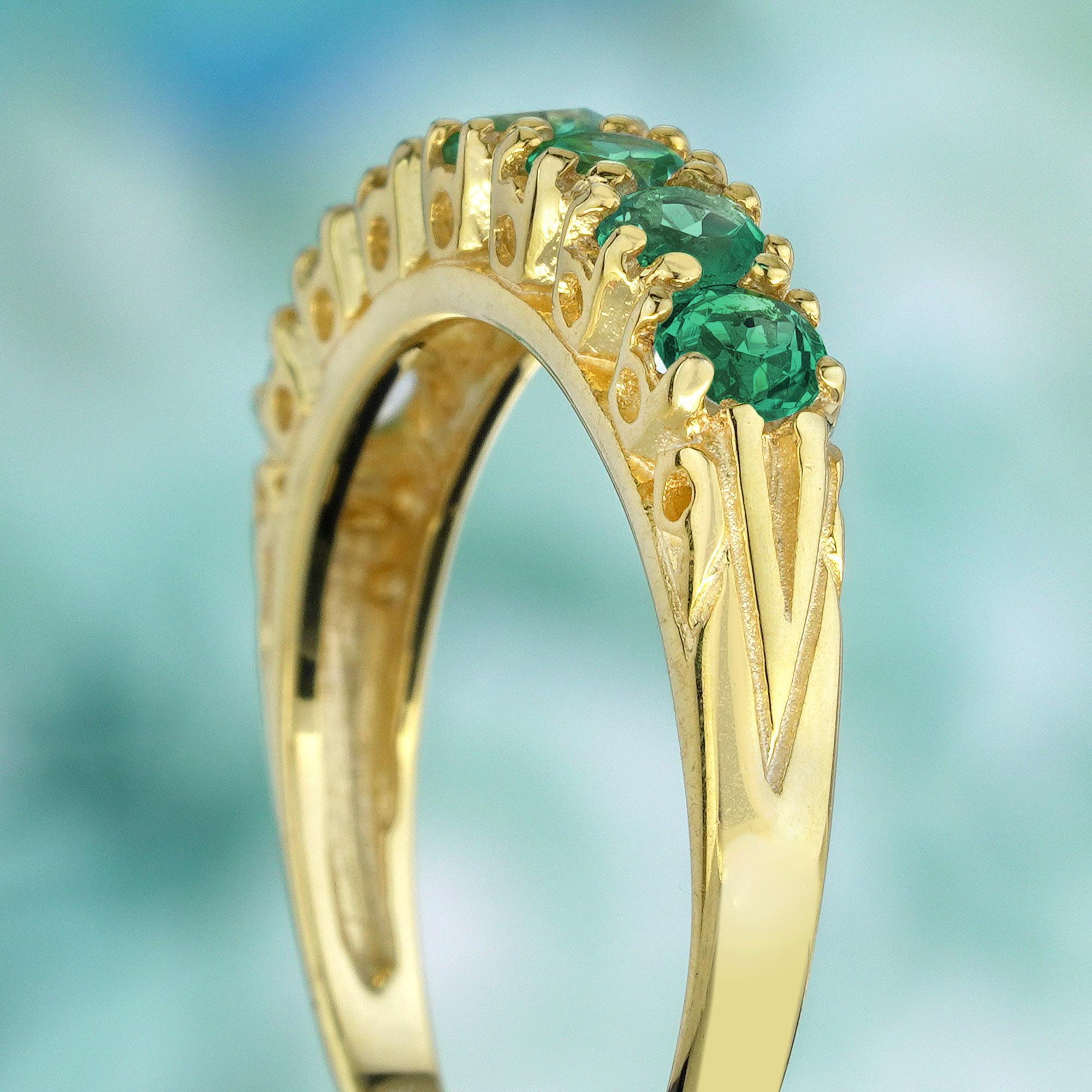 Women's Natural  Emerald Vintage Style Ring Half Eternity in Solid 9K Yellow Gold For Sale