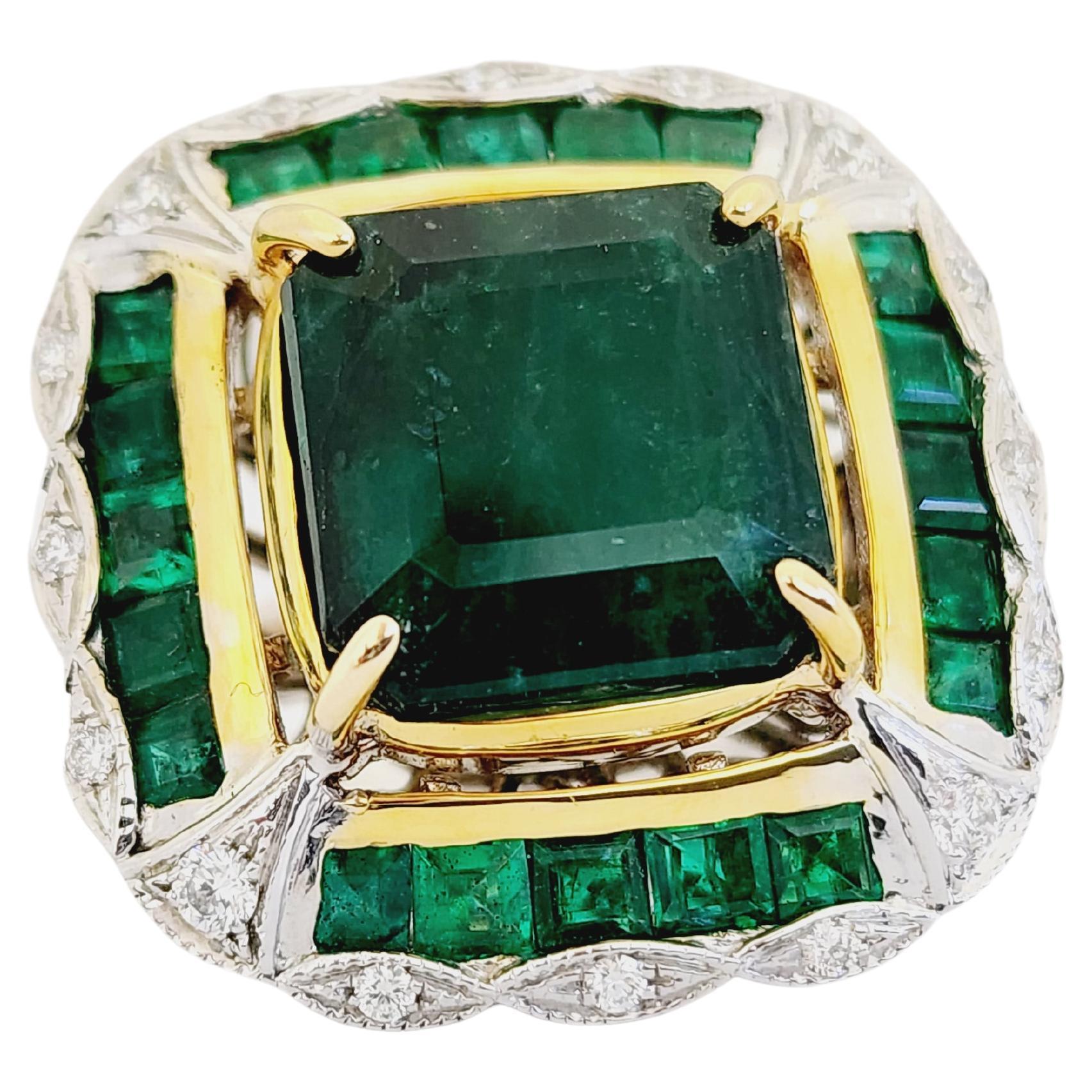 17.46 Carats Natural Emerald White Gold Diamond Ring 18 Karat For Sale