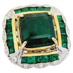 17.46 Carats Natural Emerald White Gold Diamond Ring 18 Karat