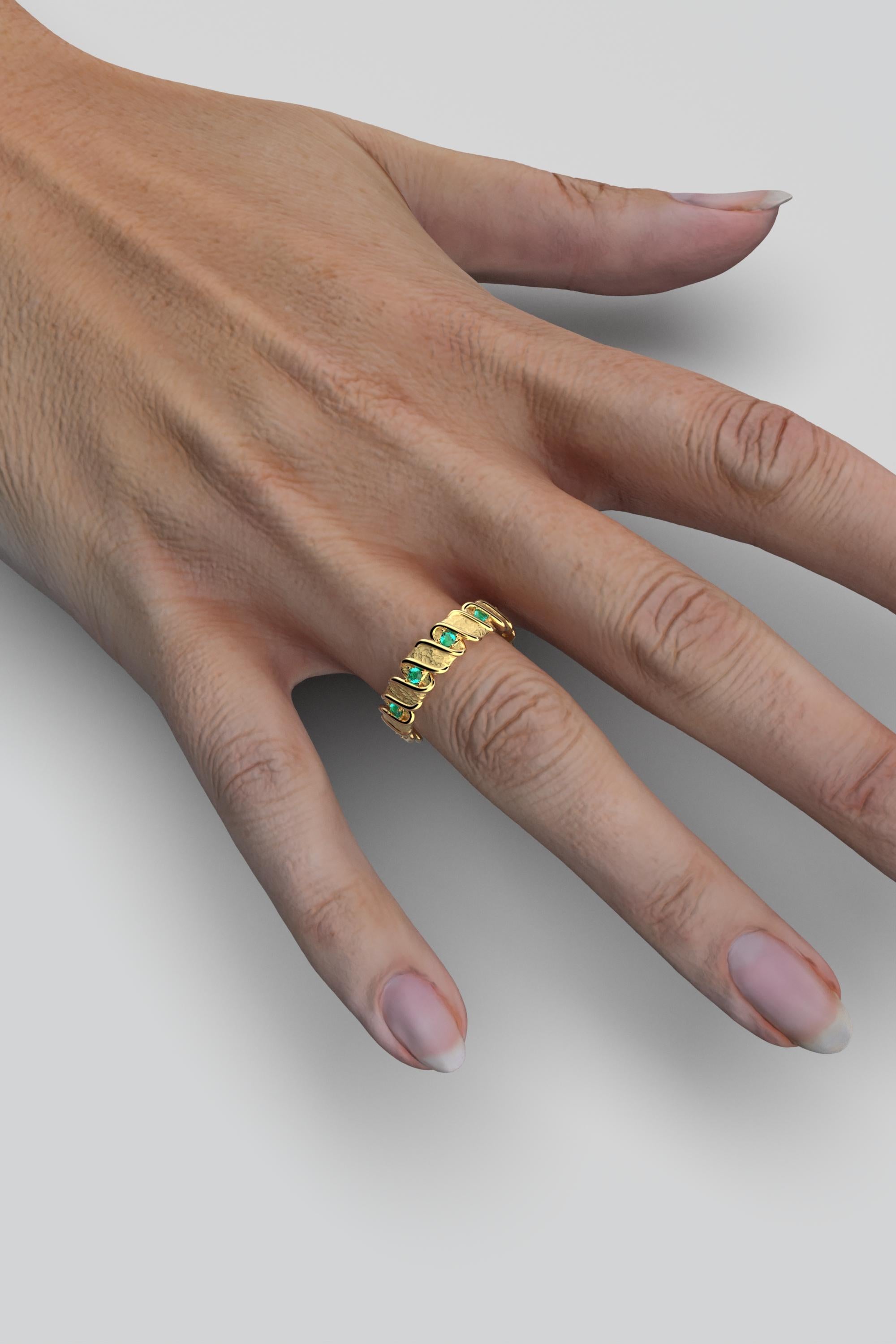 For Sale:  Natural Emeralds Eternity Gold Band Made in Italy In 18k Gold By Oltremare 4