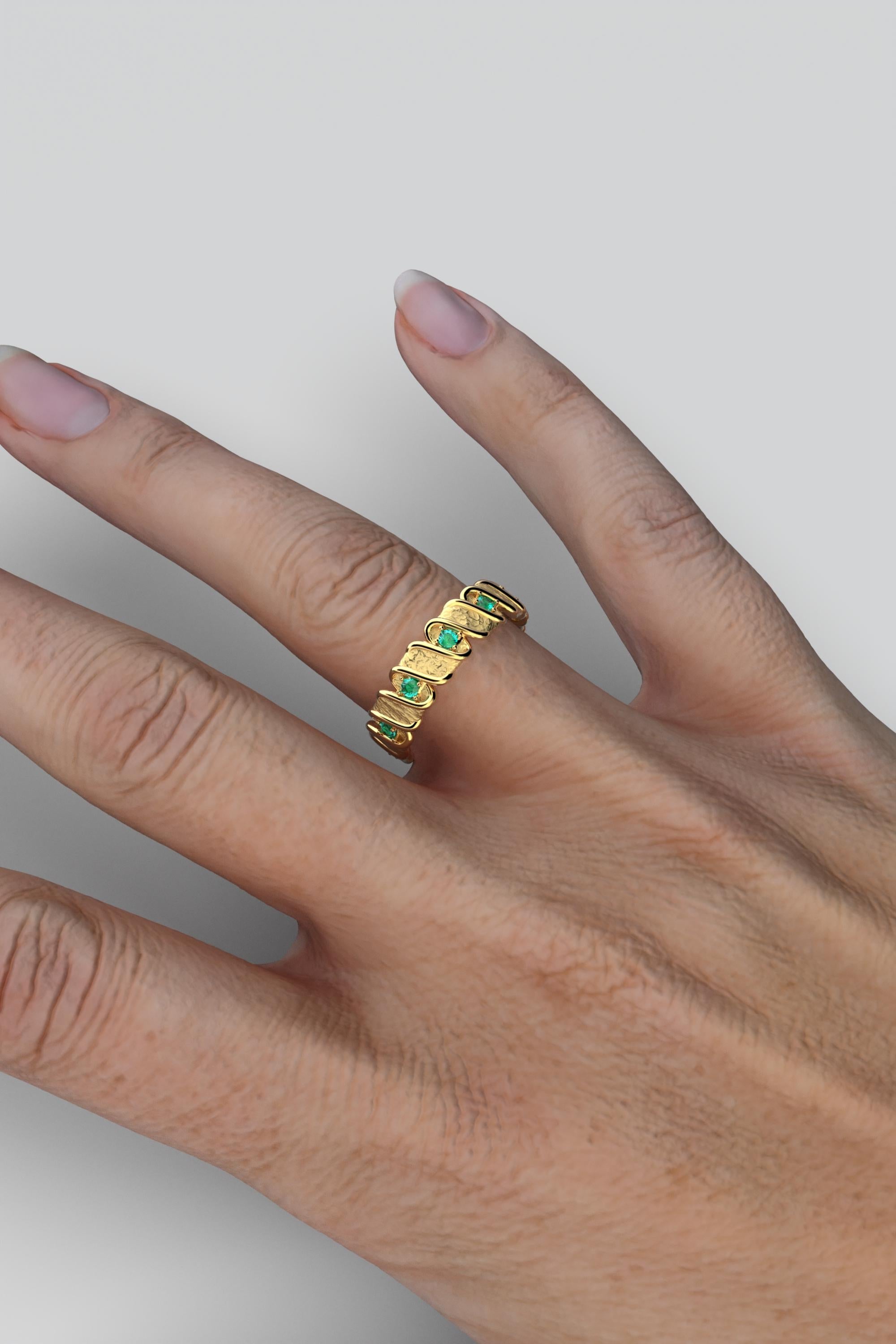 For Sale:  Natural Emeralds Eternity Gold Band Made in Italy In 18k Gold By Oltremare 5