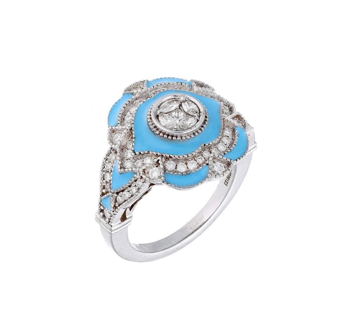 Donna Natural Enamel Diamond Vintage Ring in 18k Gold in vendita