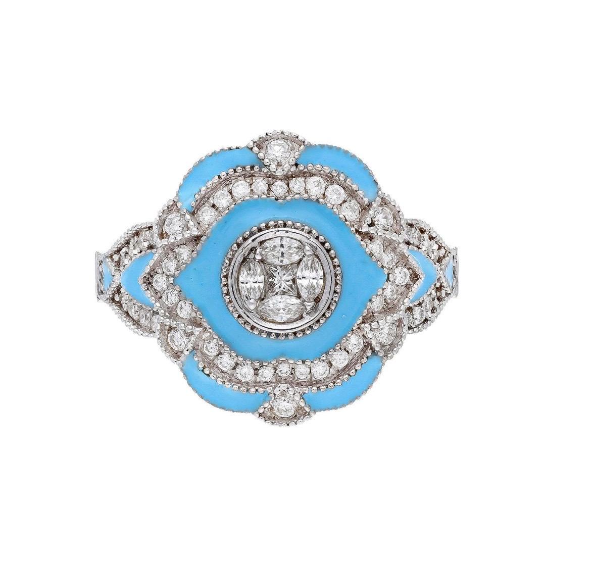 Natural Enamel Diamond Vintage Ring in 18k Gold in vendita 1