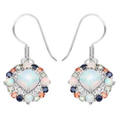 Pendants d'oreilles en opale naturelle éthiopienne serties de saphirs multicolores