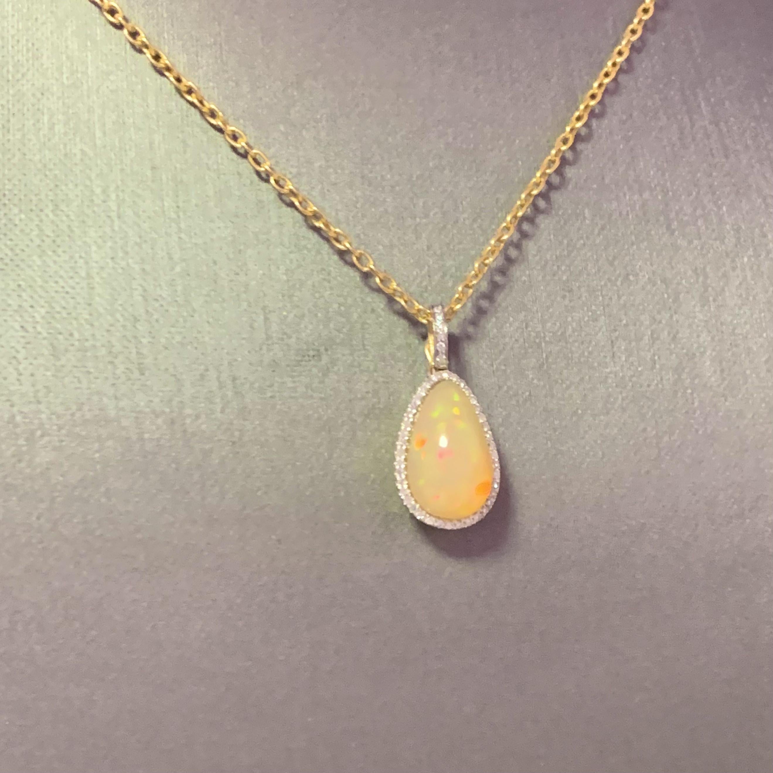 Natural Ethiopian Opal Diamond Necklace 14k Yellow Gold 9.23 TCW Certified For Sale 4