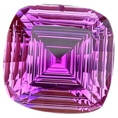 Améthyste naturelle de taille fantaisie : 12.90 Carat February Birthstone