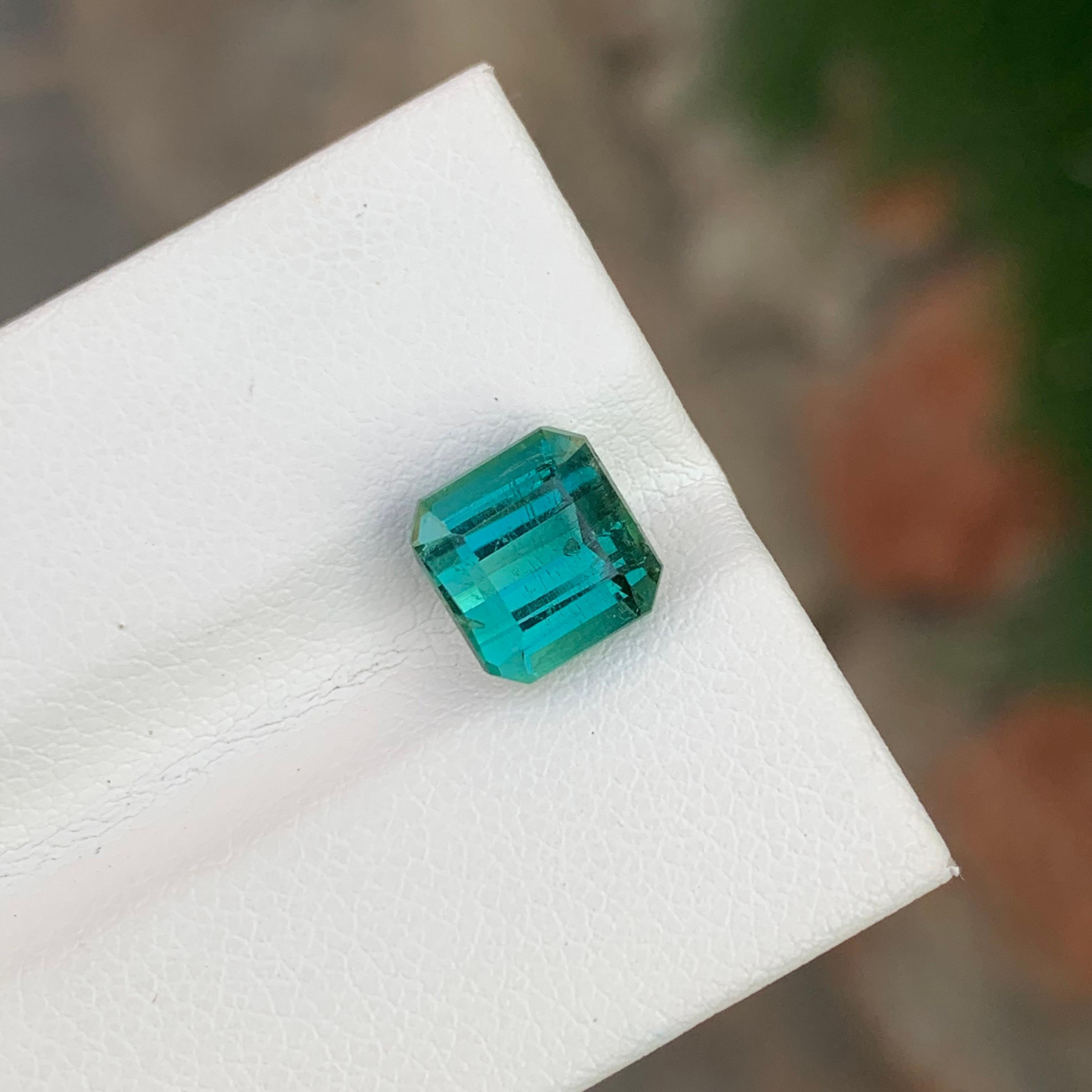 Tourmaline naturelle facettée bleue verte de forme carrée de 2,80 carats en vente 5
