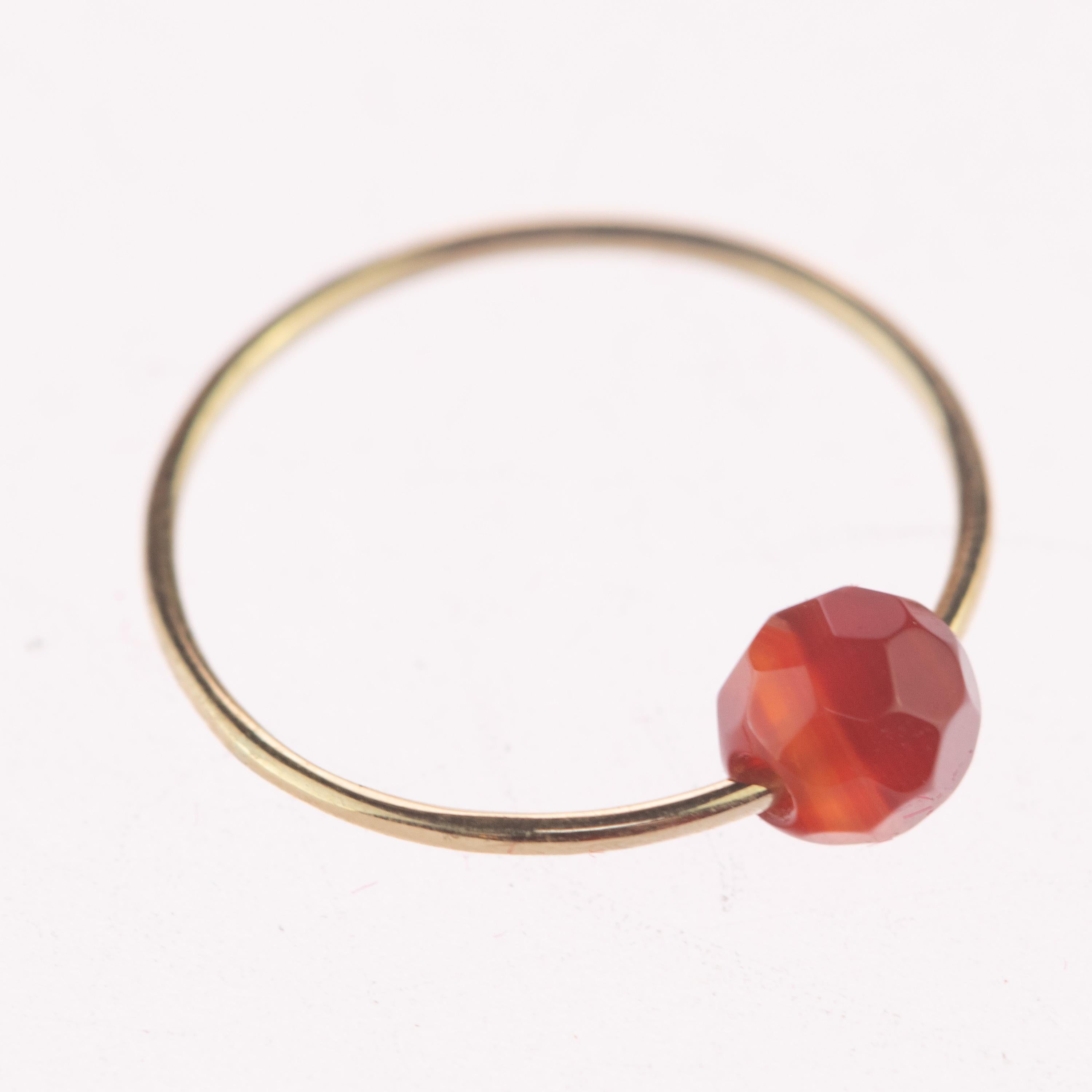 Natural Faceted Garnet Rondelle Solitaire 18 Karat Gold Planet Mars Boho Ring In New Condition For Sale In Milano, IT