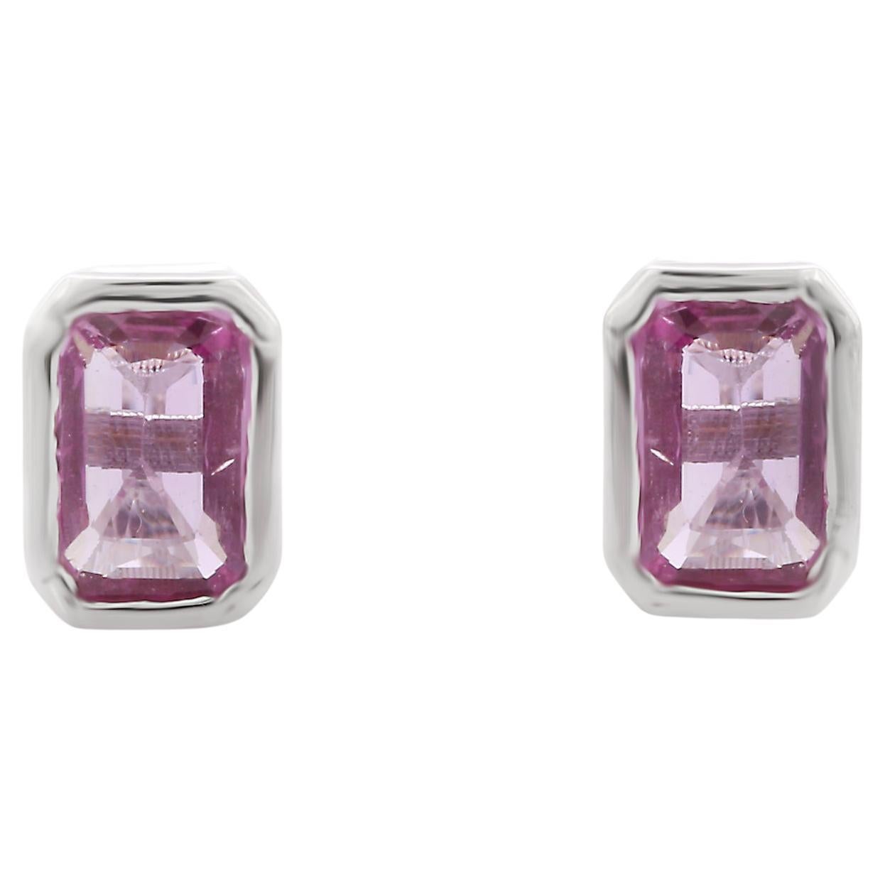 Natural Faceted Pink Sapphire 1.64 Carat Gold Stud Earring in 18K White Gold For Sale