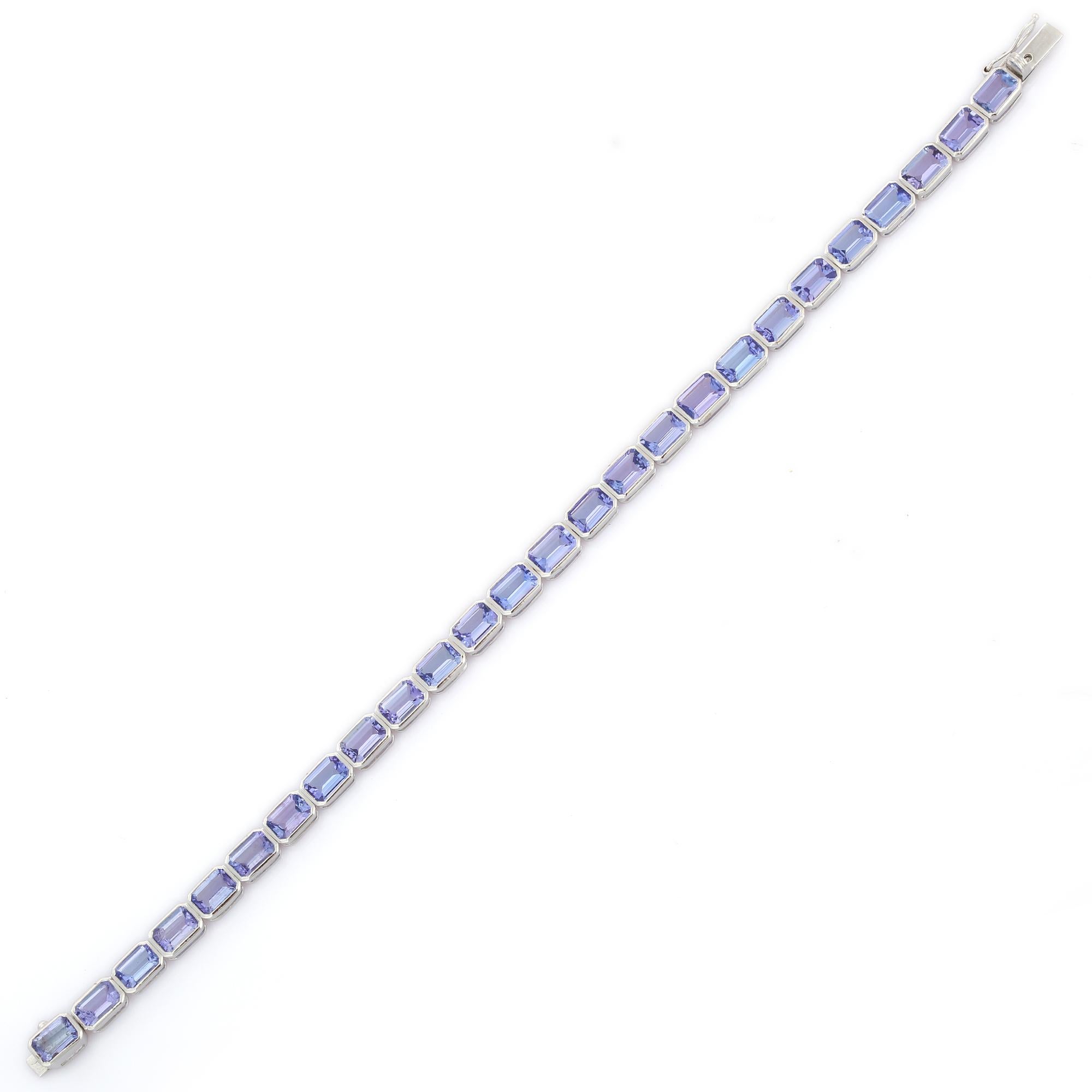 Octagon Cut Natural Faceted Tanzanite Tennis Bracelet in 18 Karat Solid White Gold   For Sale