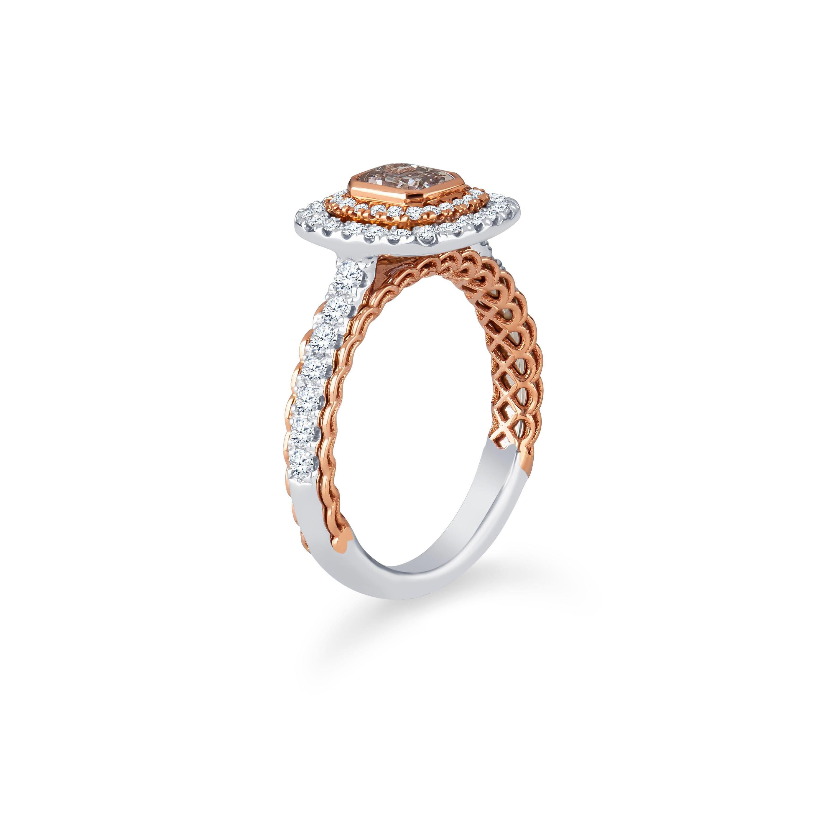 Taille coussin Bague à diamant cathédrale avec halo de couleur rose et pourpre de fantaisie brune avec rapport GIA en vente