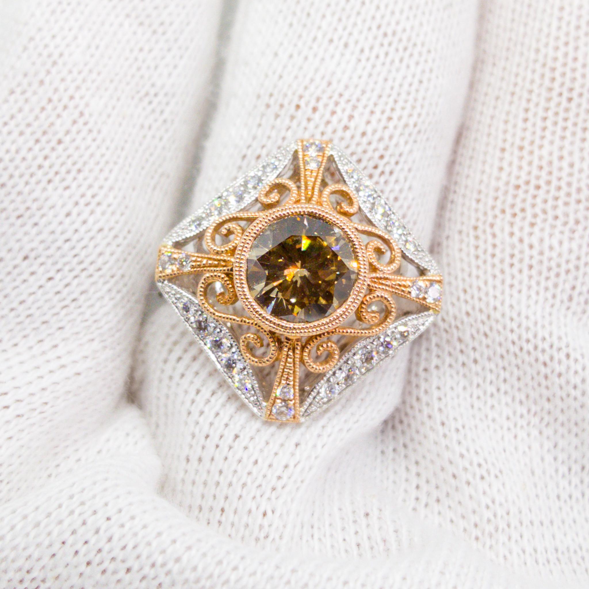 Anillo de diamantes champán fantasía natural 2,26 quilates Filigrana de oro blanco y rosa en venta 9