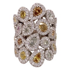 Natürlicher Fancy Color Cocktail-Ring mit 5,8 Karat Diamanten