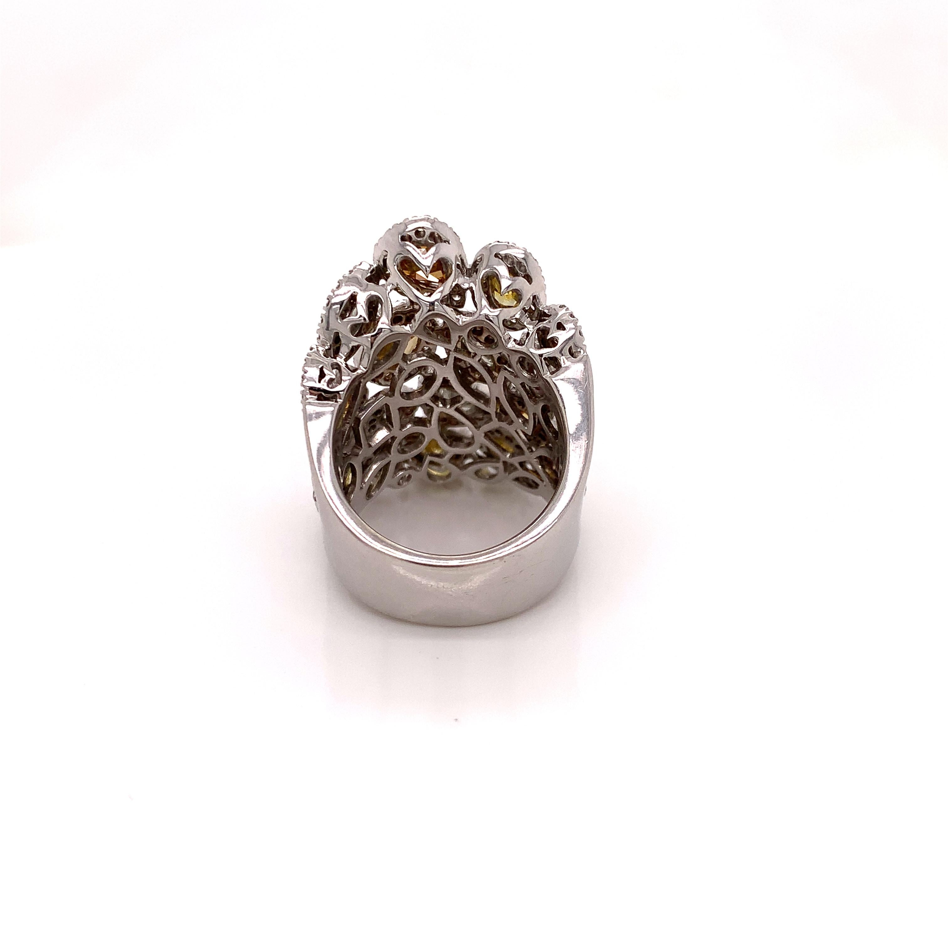 Natürlicher Fancy Color Cocktail-Ring mit 5,8 Karat Diamanten (Gemischter Schliff)