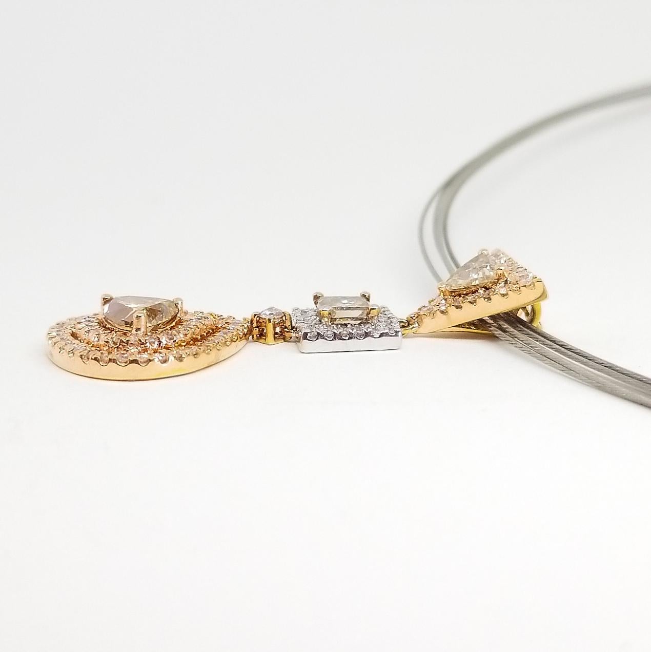 Collier pendentif contemporain en or rose 18 carats avec diamants naturels de 2,10 carats de couleur fantaisie en vente 5
