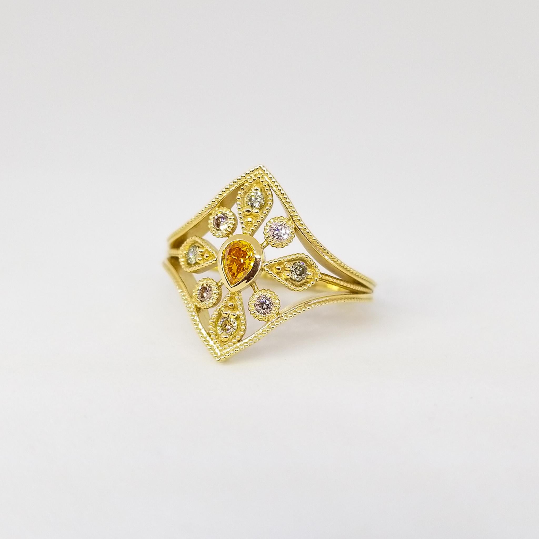 Anello con diamante naturale fantasia Arancione Rosa Verde Greene & Greene Signet Oro 18 carati in vendita 1