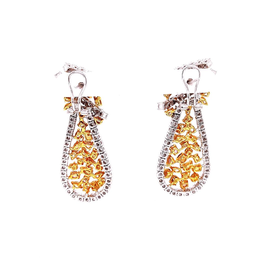 10.28 Carat Natural Fancy Multi-Color Mixed Cut Diamond Drop Earrings In New Condition For Sale In New York, NY