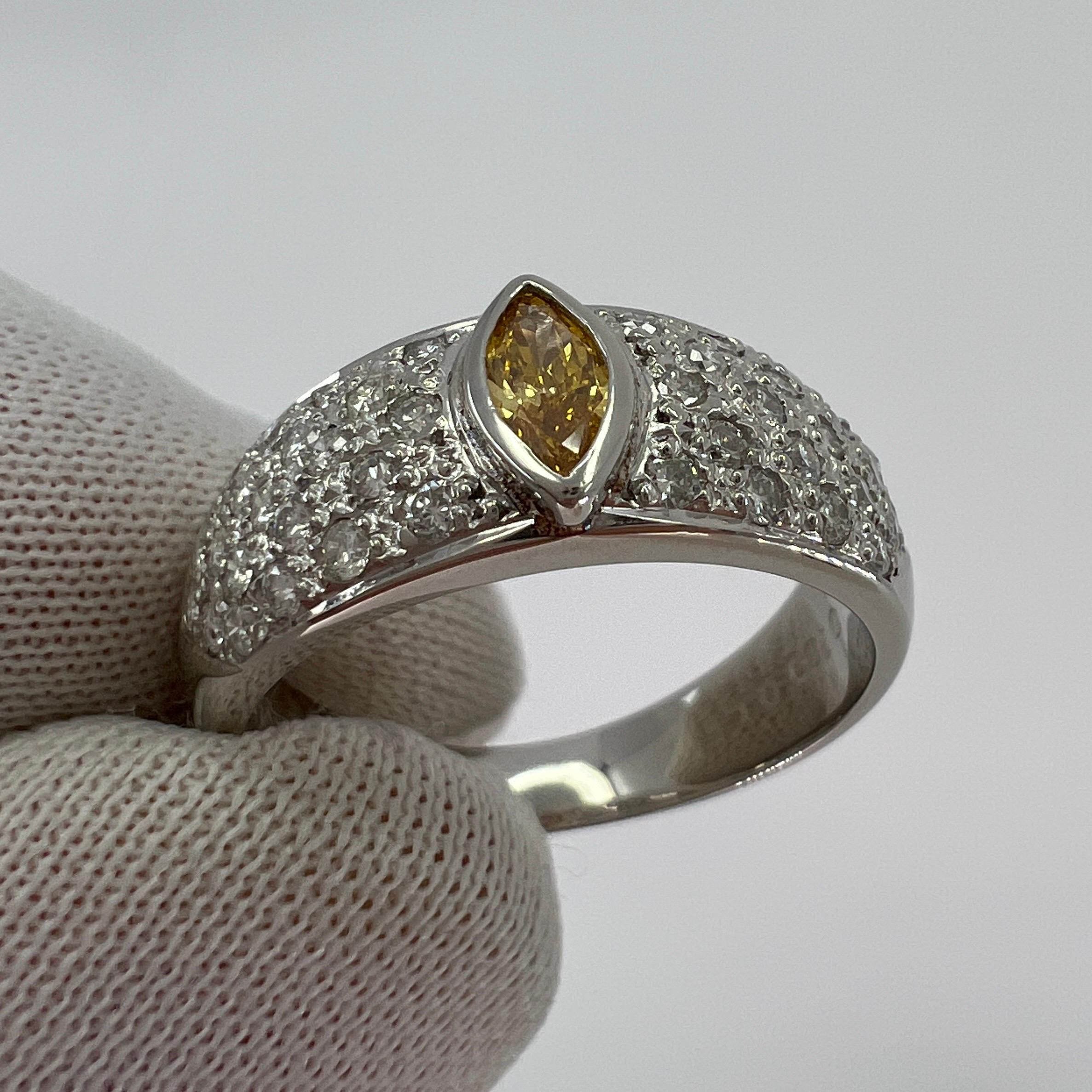 Nature Vivid Diamonds en platine avec pavé, taille en Marquise en vente 6
