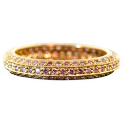Natürlicher Vivid Pink Diamond Band von Pierre/Famille