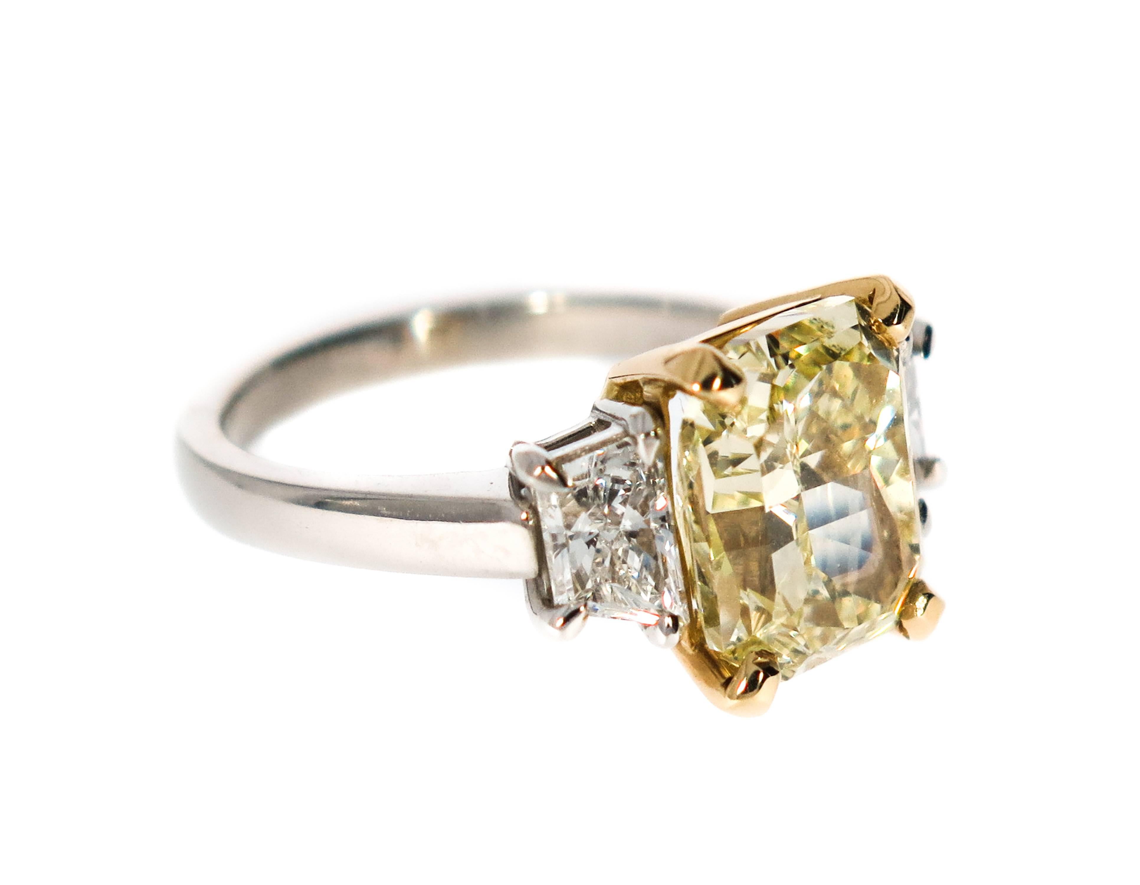Modern Natural Fancy Yellow Diamond Platinum Ring