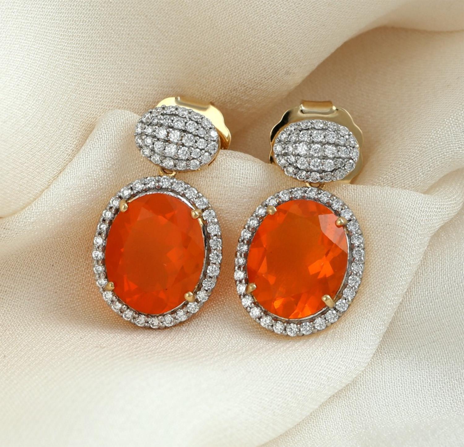 Oval Cut Natural Fire Opal And Diamond Drop Earrings 18K Yellow Gold For Sale