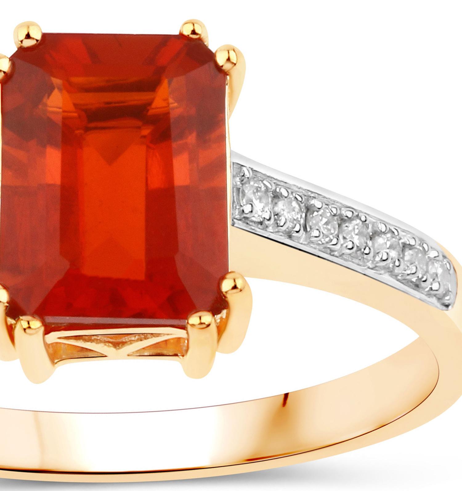 Contemporary Natural Fire Opal and Diamond Ring 1.11 Carats 14K Yellow Gold For Sale