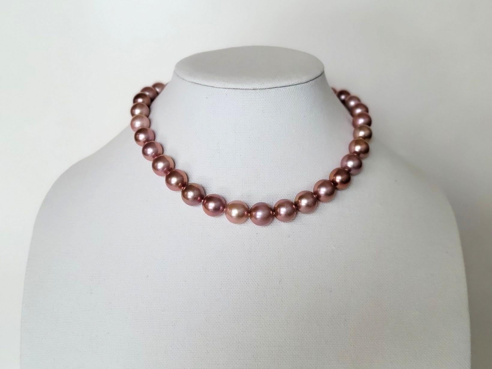 Bead Natural Freshwater Edison Dark Pink Pearl Necklace with 14K Gold Clasp For Sale