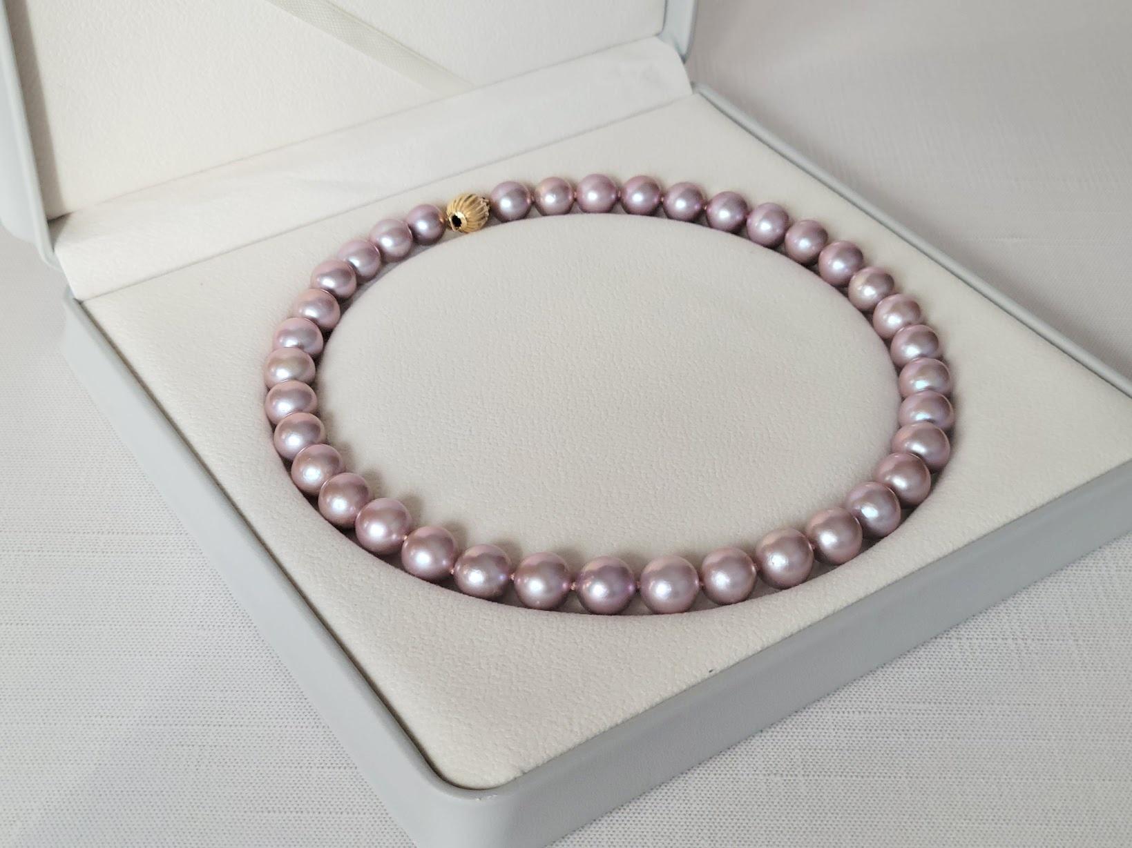 Natural Freshwater Edison Pink Pearl Necklace with 14K Gold Clasp For Sale 3