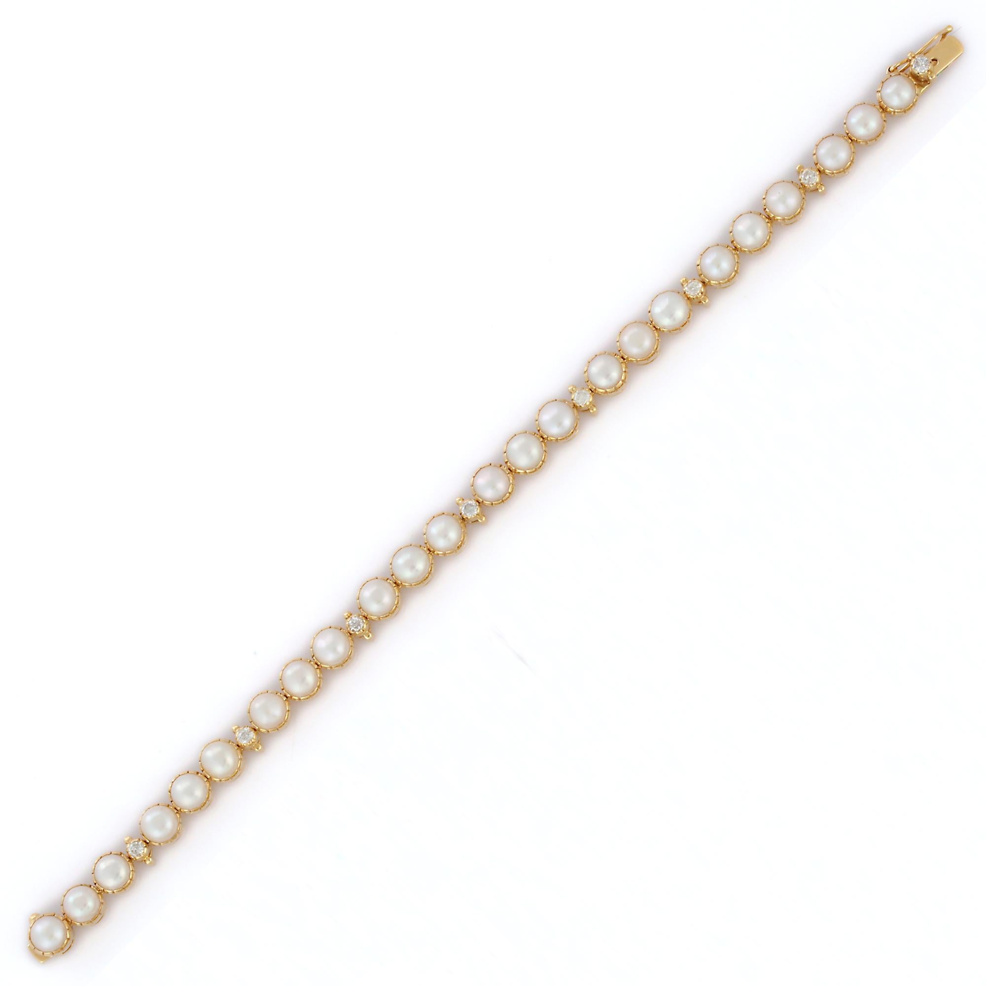 Pearl and diamonds bracelet in 18K Gold. It has a perfect round cut gemstone to make you stand out on any occasion or an event. 
A tennis bracelet is an essential piece of jewelry when it comes to your wedding day. The sleek and elegant style
