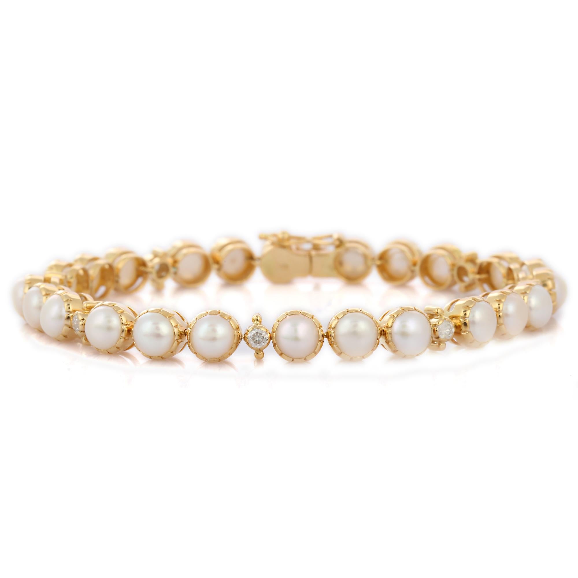 Round Cut Natural Freshwater Pearl and Diamond Classic Tennis Bracelet in 18K Yellow Gold For Sale