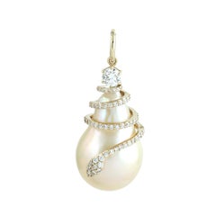 Natural Freshwater Pearl Snake Diamond Pendant 26.91 Ct 14K Gold