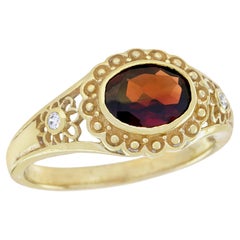 Bague de style vintage à motif floral en or jaune 9 carats, grenat naturel et diamants