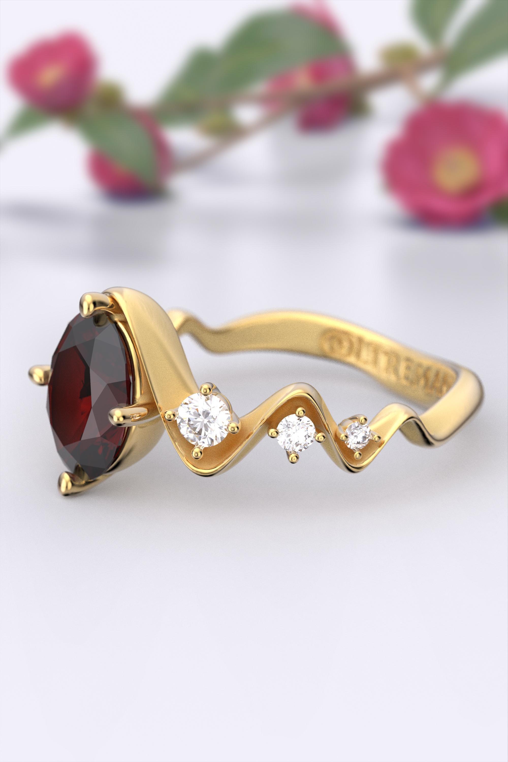 For Sale:  Natural Garnet and Diamonds Italian 14k Gold Engagement Ring, Oltremare Gioielli 5