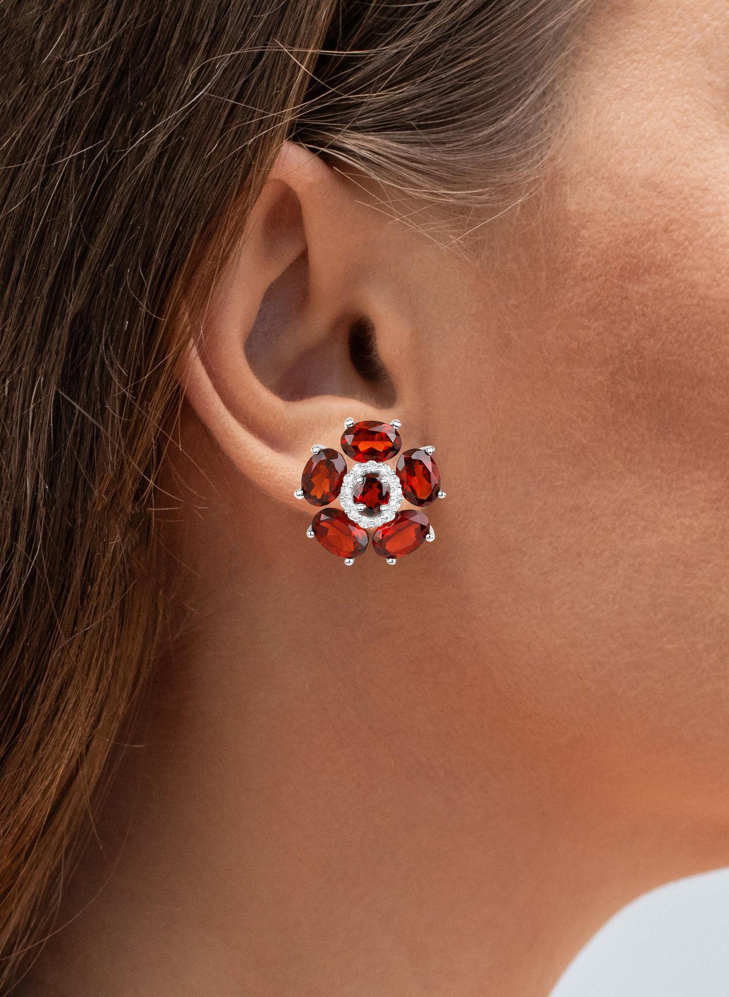 Mixed Cut Natural Garnet and White Topaz Floral Earrings 9.6 Carats Total For Sale