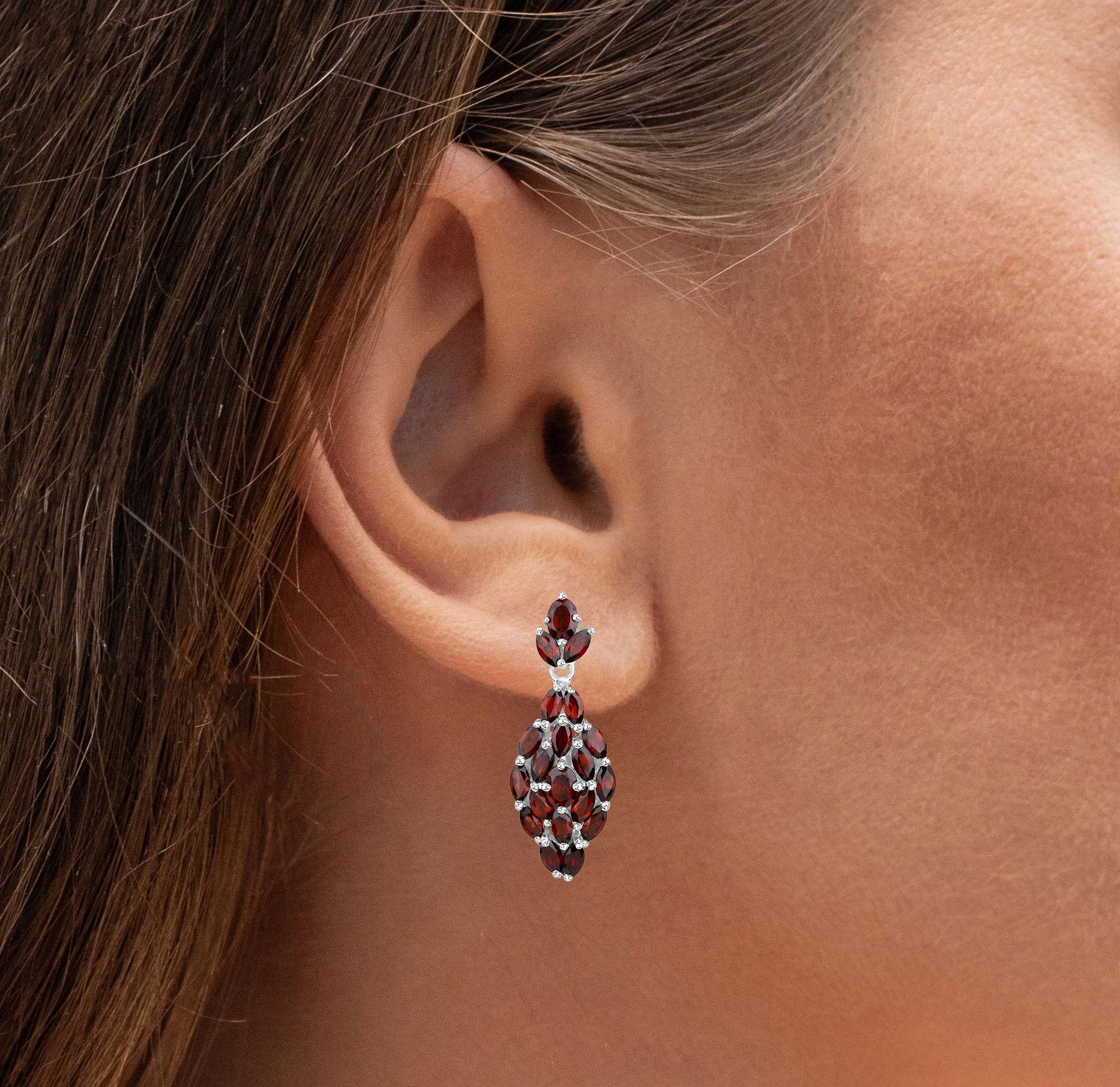 Mixed Cut Natural Garnet Dangle Earrings 5 Carats Total For Sale