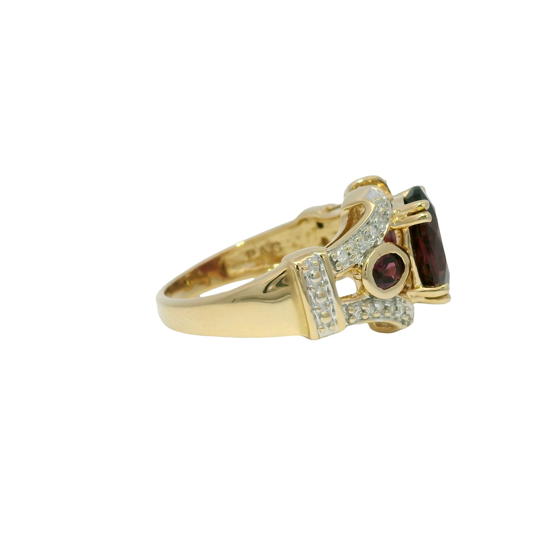 Granate Natural y Diamante Anillo Estilo Art Deco 14 Quilates En Stock Moderno en venta