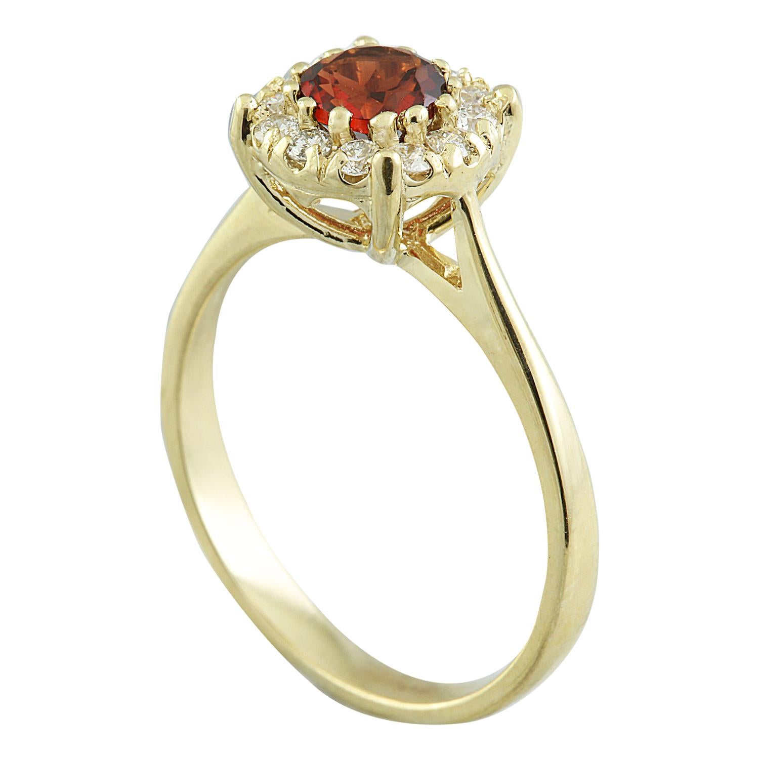 Natural Garnet Diamond Ring In 14 Karat Yellow Gold In New Condition For Sale In Los Angeles, CA