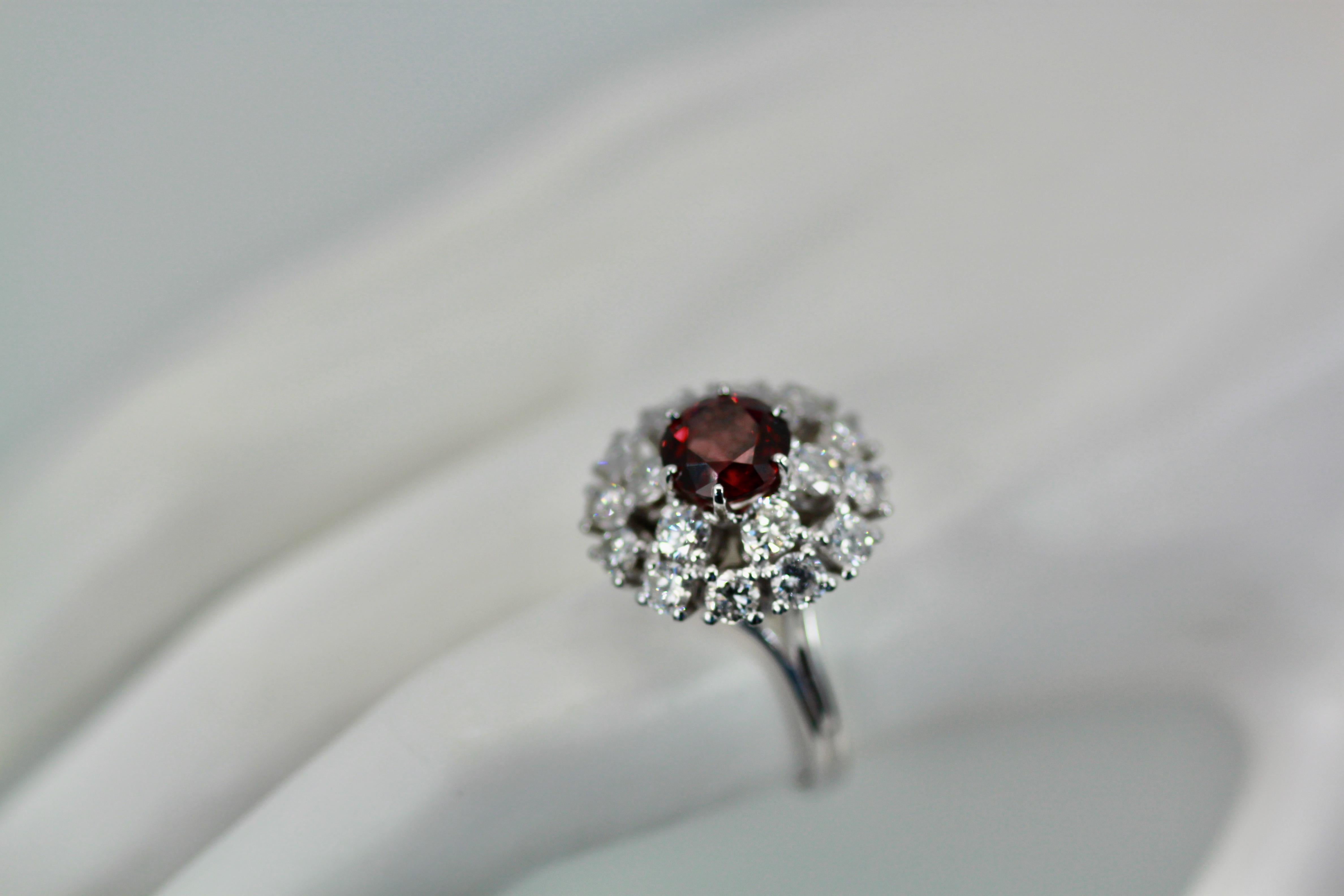Round Cut Natural Garnet Rhodolite Diamond Surround 18 Karat For Sale