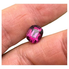Natural Garnet Rhodolite Loose gemstone 5.28 ct, Cushion cut, certificate