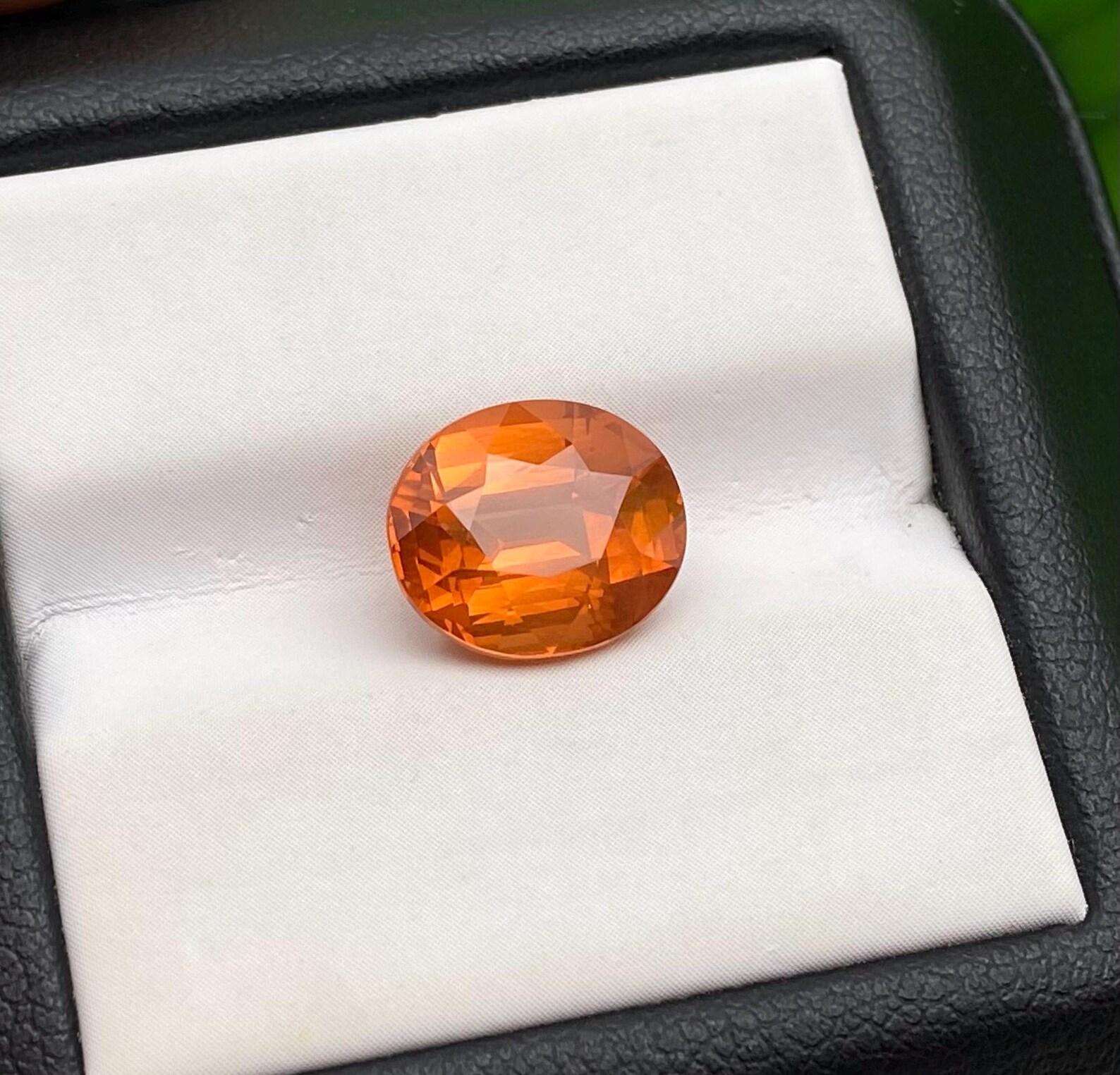 Granate natural Spessartite Gema suelta 5,17 qt, color Fanta.
Certificado Colourstone
Color de la gema: Naranja vivo
Tipo de gema: Granate Espesartita
Tamaño de la gema: 10,40x8,94x6,31 mm
Forma de la gema: Talla oval
Creación de piedras preciosas: