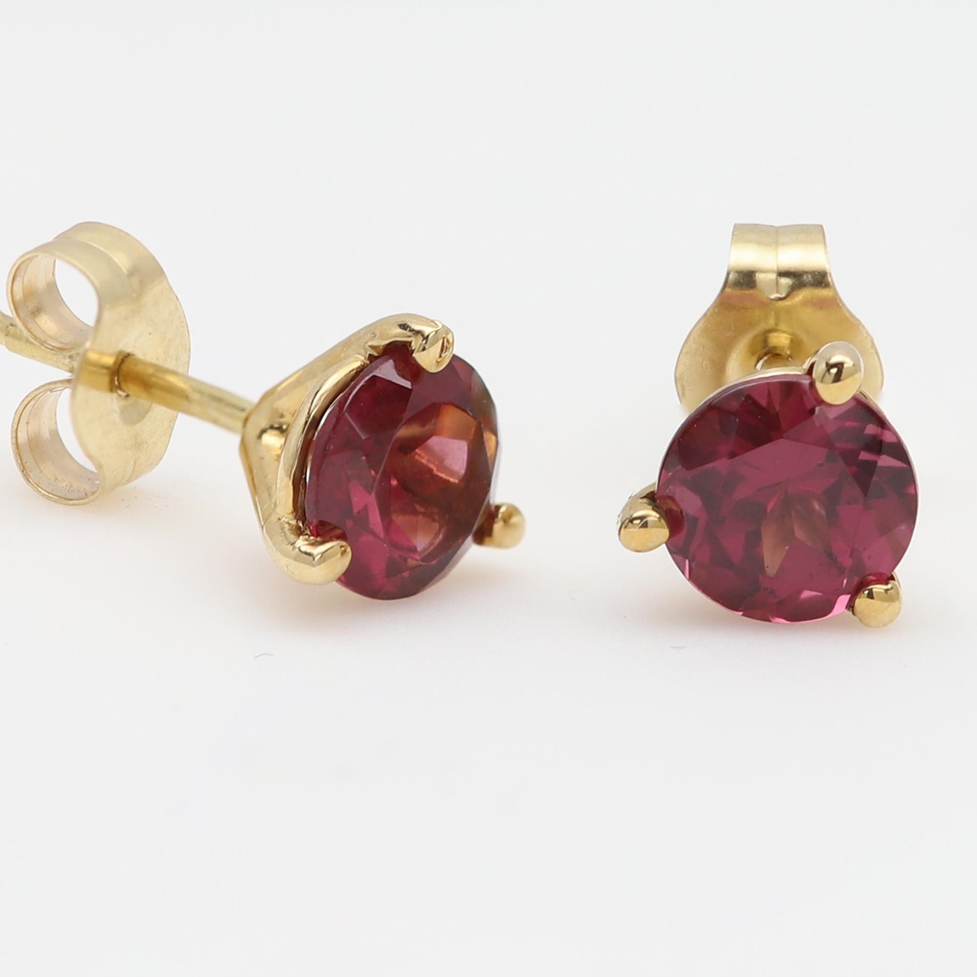 Boucles d'oreilles or jaune 14 carats grenat naturel 5.0mm en vente 3