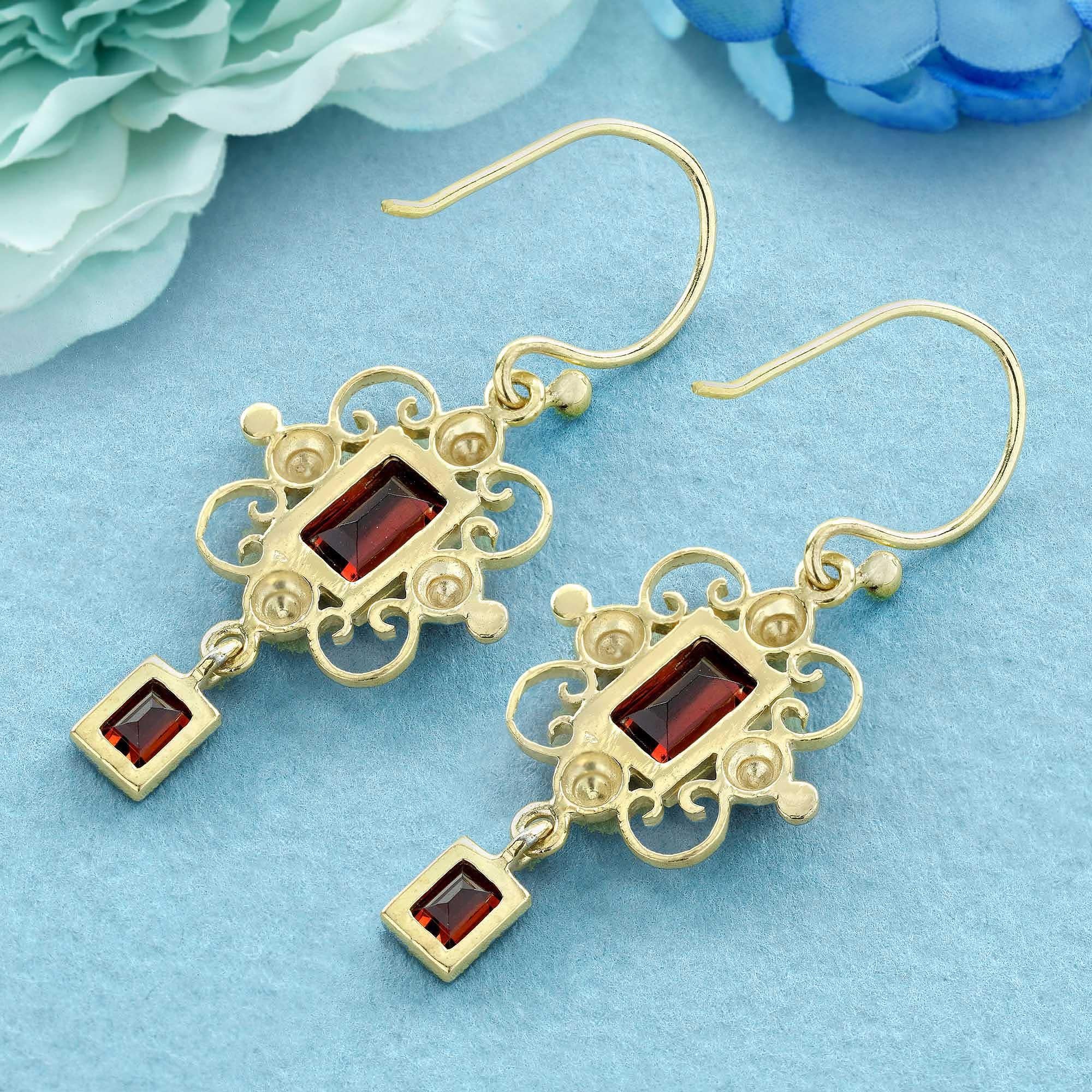 Colgante y pendientes de granate natural estilo vintage en oro macizo de 9 quilates en venta 4