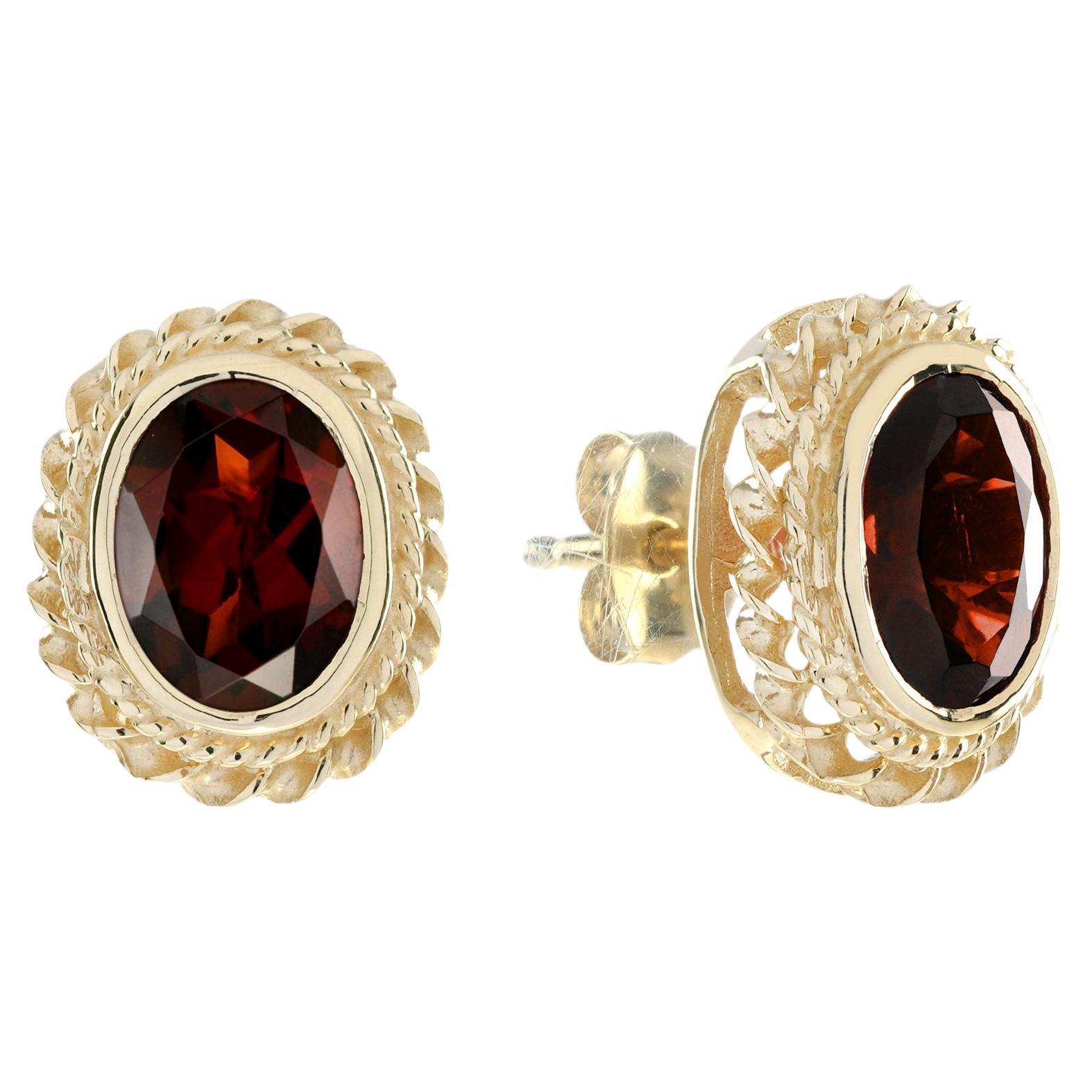 Natural Garnet Vintage Style Rope Motif Stud Earrings in 9K Yellow Gold