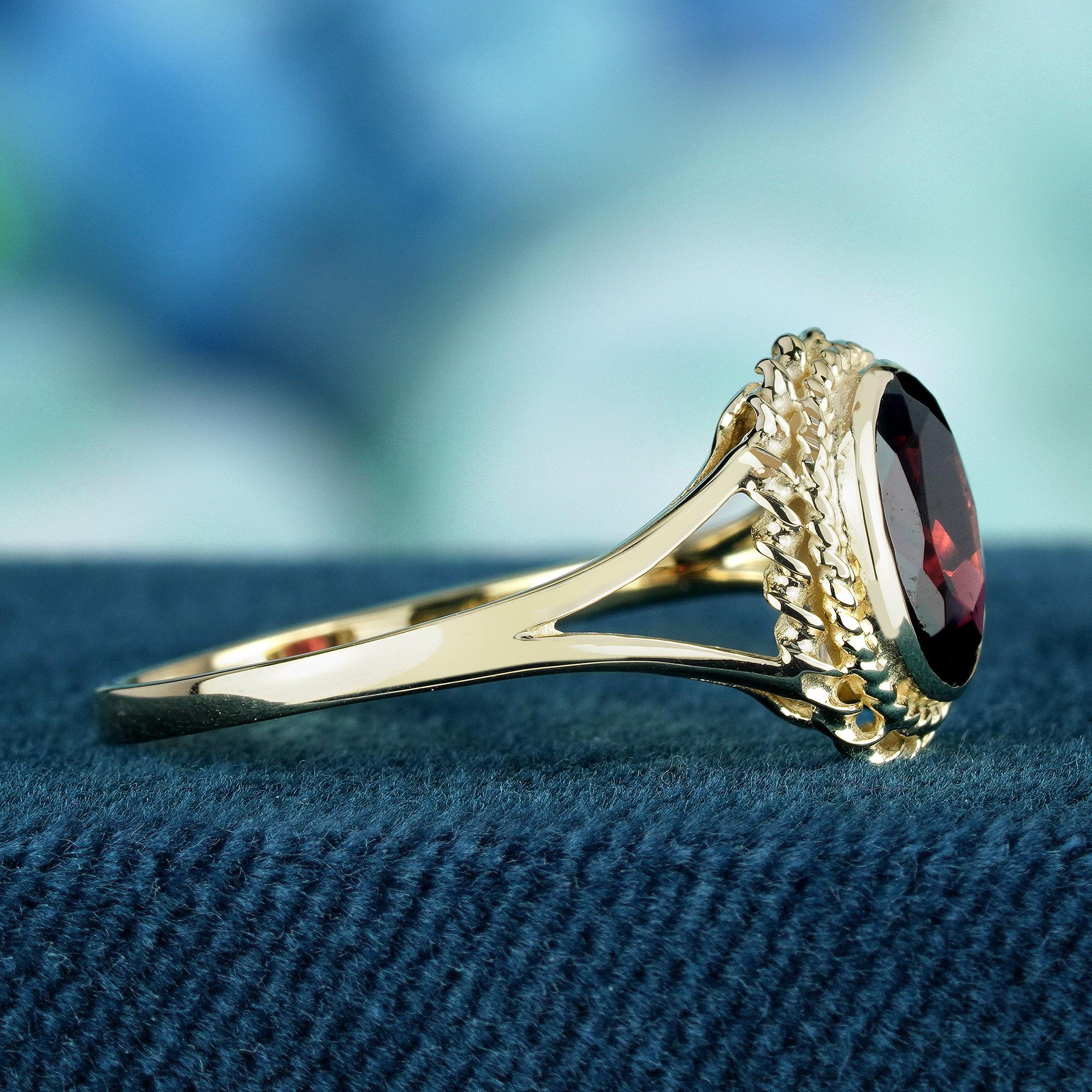 Oval Cut Natural Garnet Vintage Style Rope Ring in Solid 9K Yellow Gold For Sale