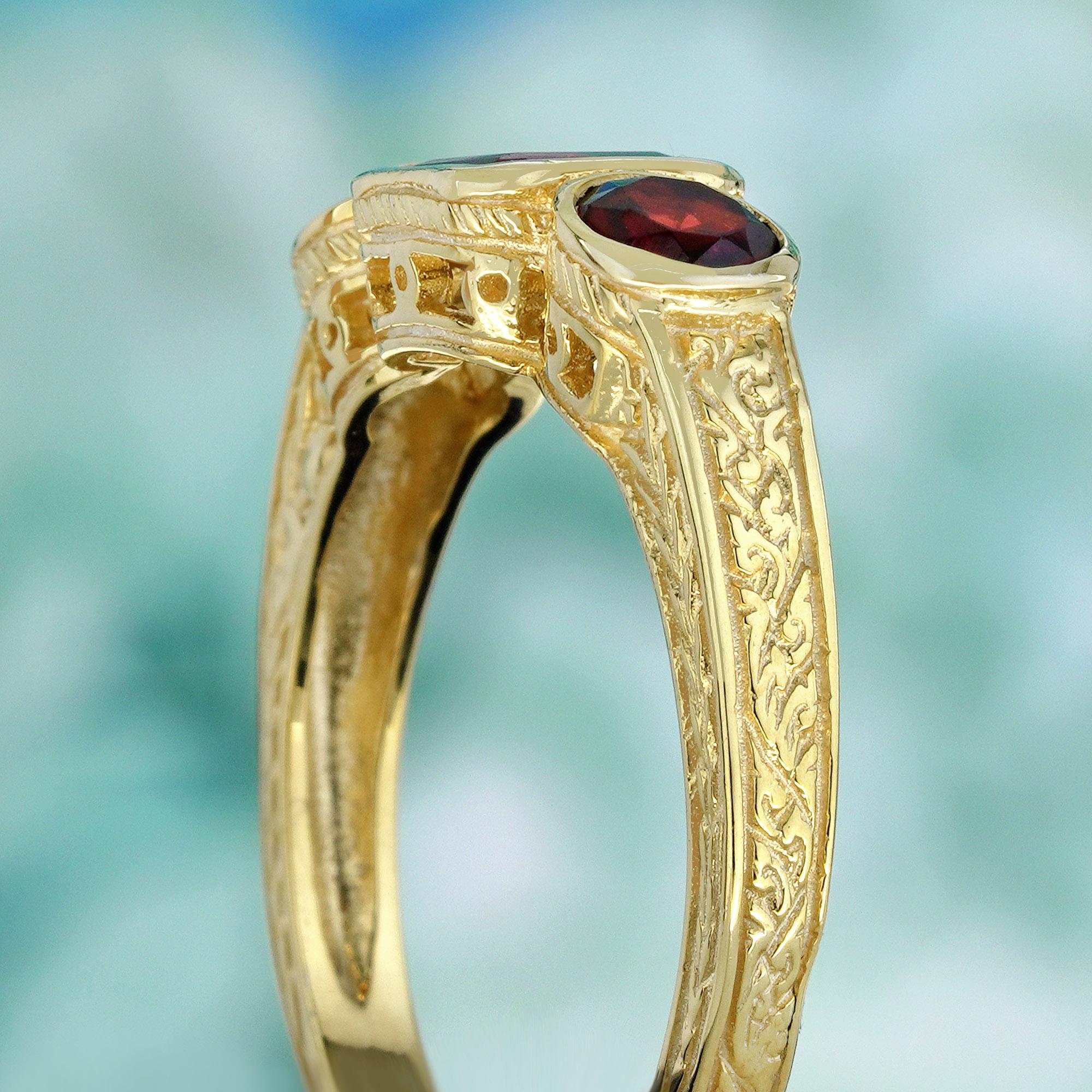 Natürlicher Granat im Vintage-Stil Dreiring aus massivem 9K Gelbgold Damen im Angebot