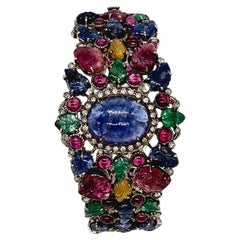 Armband mit natürlichen Edelsteinen, geschnitzten Smaragd-Rubin-Saphiren und Diamanten im Brillantschliff